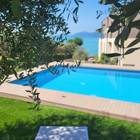 Attilio High Living Suites - Adults Only Torri Del Benaco Eksteriør billede