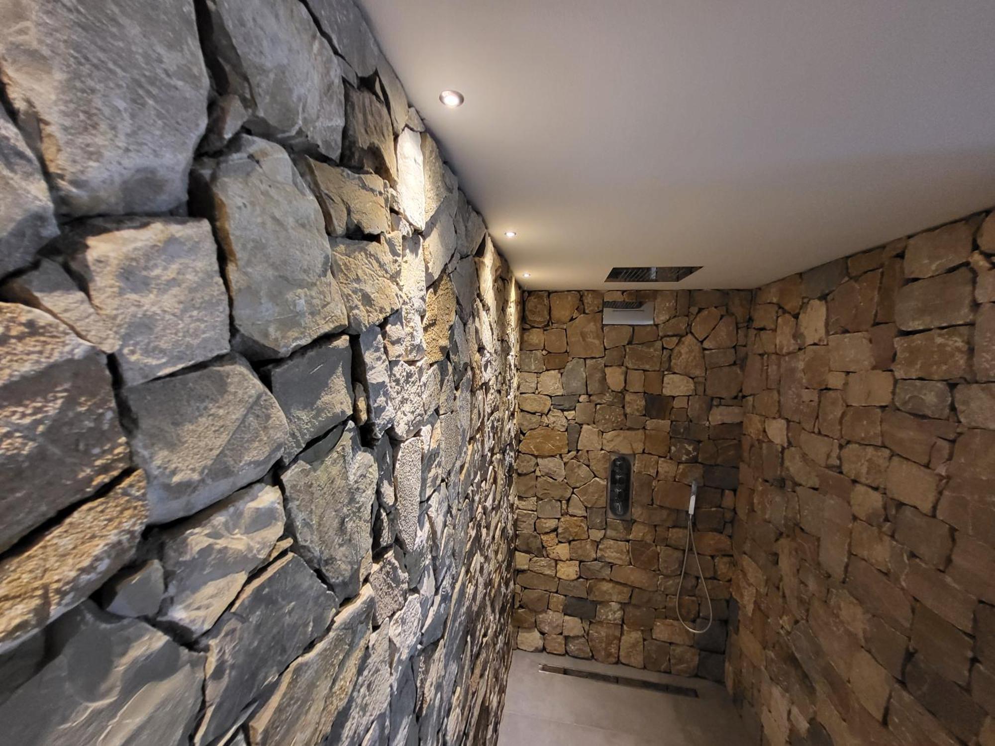 Attilio High Living Suites - Adults Only Torri Del Benaco Værelse billede