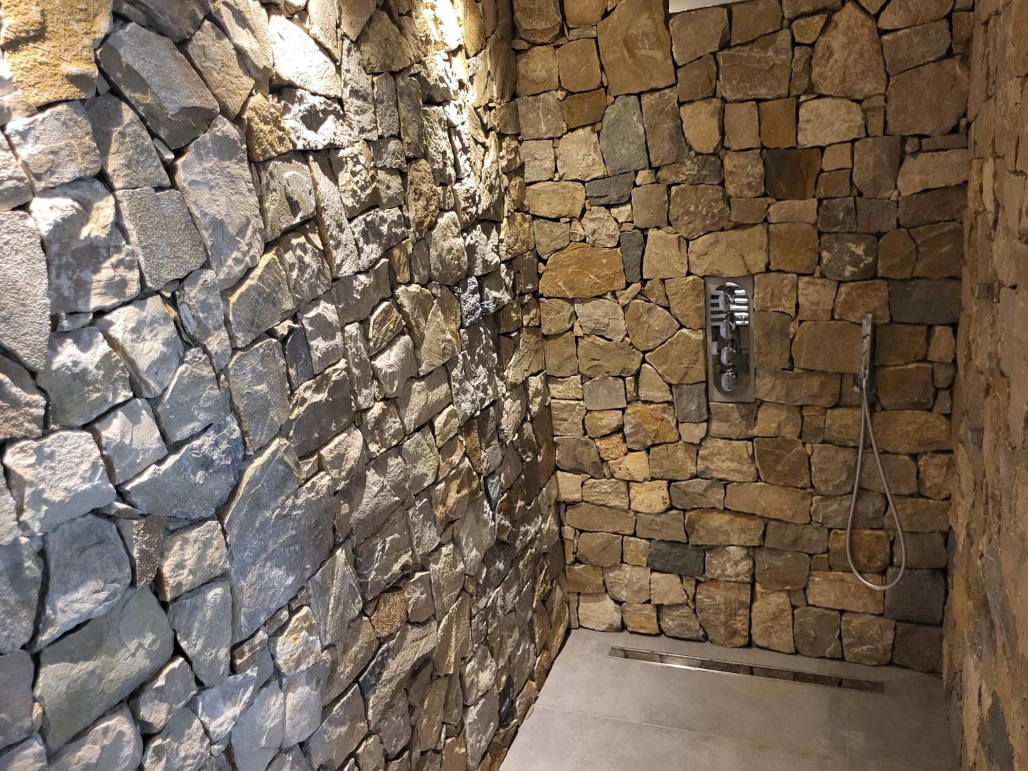 Attilio High Living Suites - Adults Only Torri Del Benaco Værelse billede